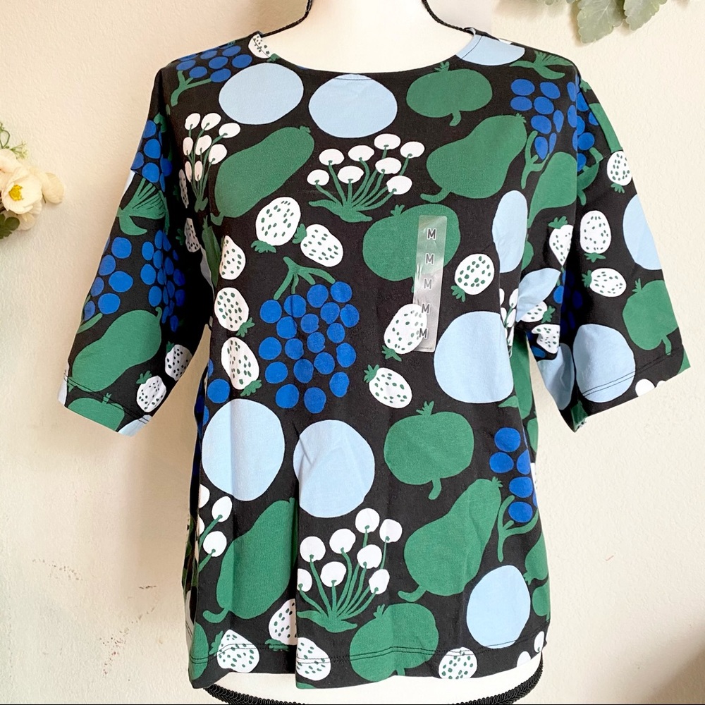 Uniqlo x Marimekko Fruit Print T-Shirt NWT
